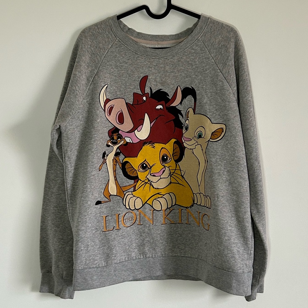 Disney The Lion Kind Pullover Grey Sweater Size L